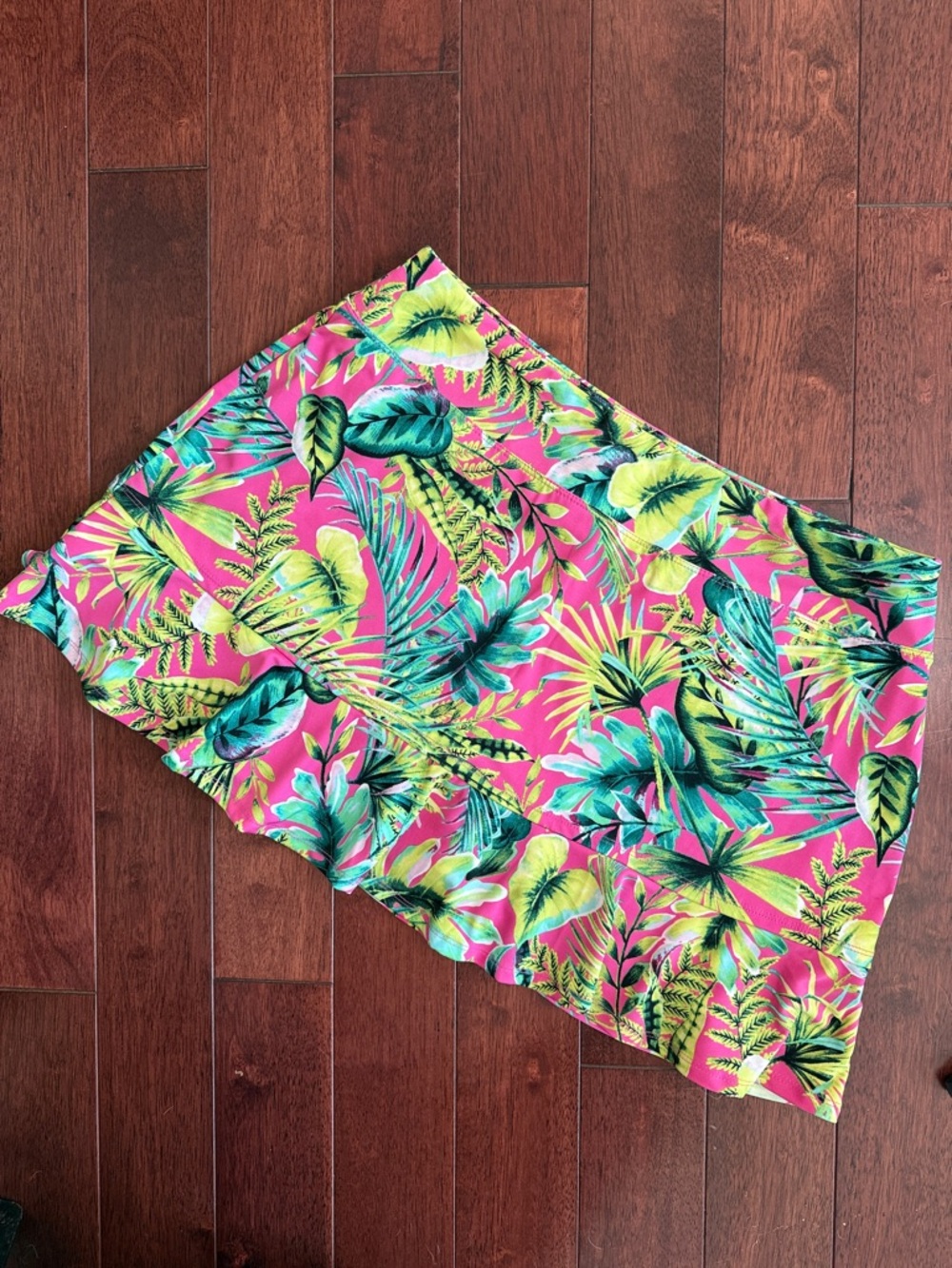 NWOT Tommy Bahama Golf Pink Green Tropical Leaf Ruffle Skort XL